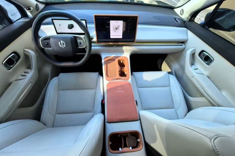 Used Leapmotor C16 2024 Pure Electric 520 Deluxe Edition