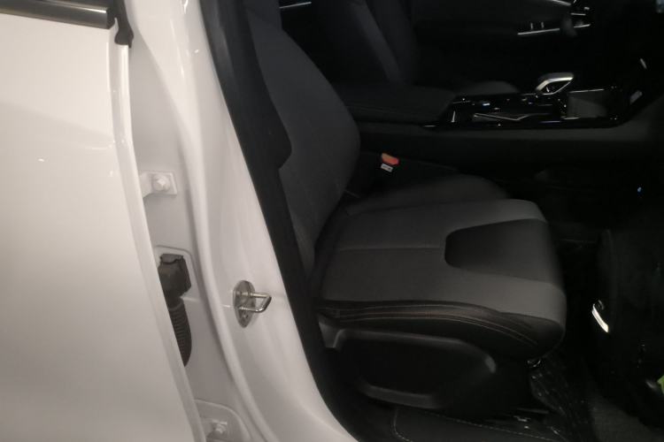 Used Geely Auto Emgrand X7 Sport 2023 Boyue COOL 1.5TD Smart Connect+ Right Front Seat