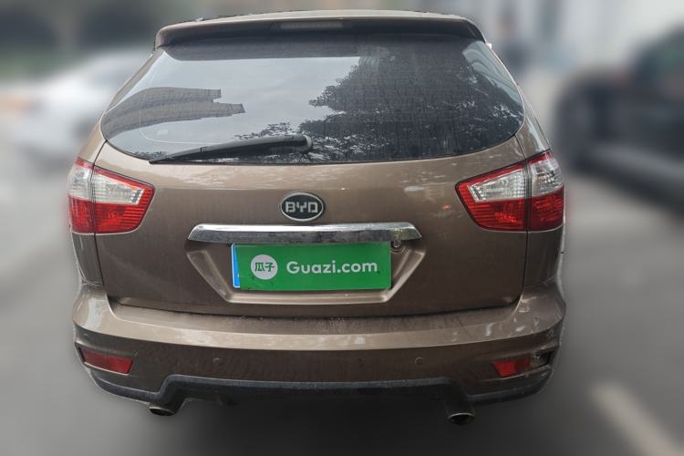 Used BYD S6 2014 2.4L Automatic Prestige 5-Seater