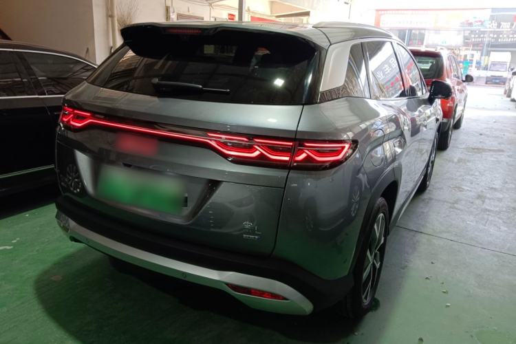 Used BYD Song L DM-i 2026 Model 200KM Superior Version
