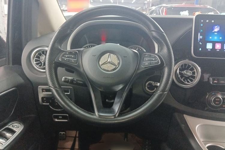 Used Mercedes-Benz Vito 2020 2.0T Business Version 7 Seats Steering Wheel