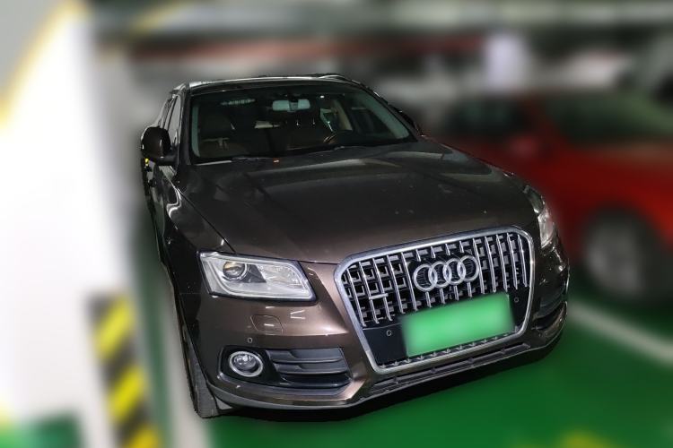 Used Audi Q5 2013 40 TFSI Comfort Edition Front Right 45 Deg