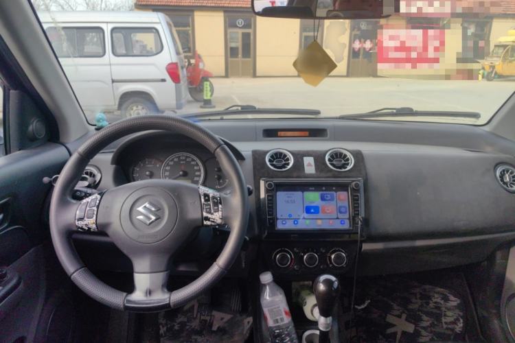 Used Suzuki Swift 2011 1.5L Manual Sport Edition Center Console