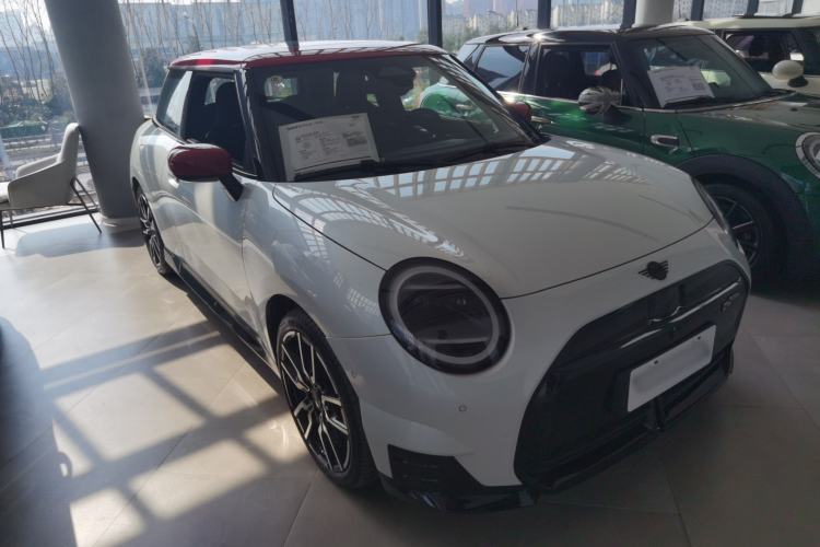 Used MINI Electric MINI COOPER 2024 452km COOPER SE Racing Driver

