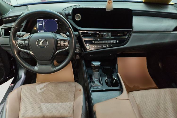Used Lexus ES 2022 300h Excellence Edition