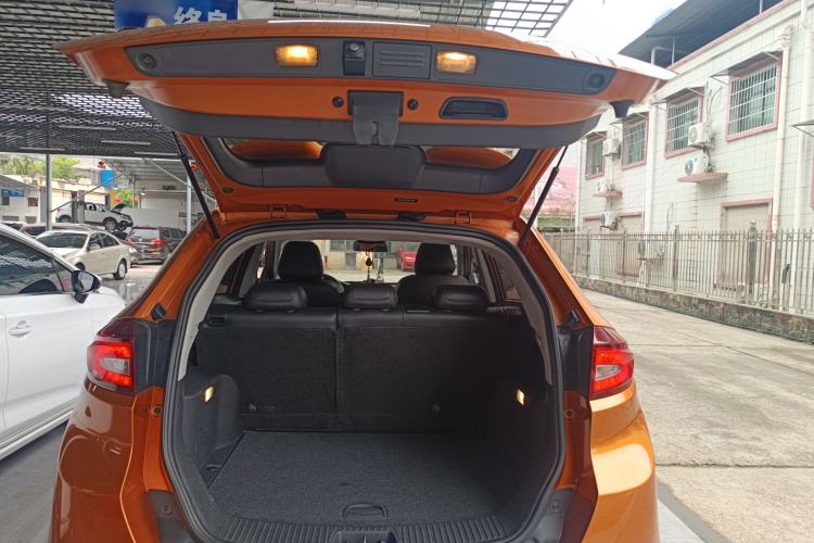 Used MG GS 2015 1.5TGI TST Luxury Edition Trunk