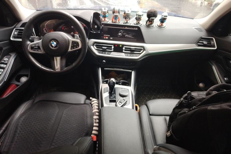 Used BMW 3 Series 2020 Facelifted 325Li M Sport Night Edition Package Center Console