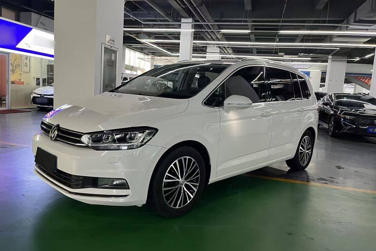 Used Volkswagen Touran 2016 Volkswagen Touran L 330TSI DSG Luxury Edition