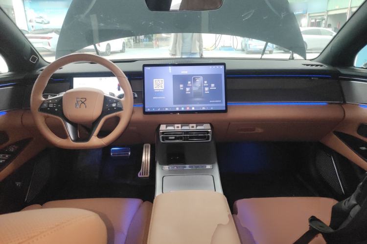 Used BYD Han L 2025 DM-p Four-Wheel-Drive LiDAR Flagship Model Center Console