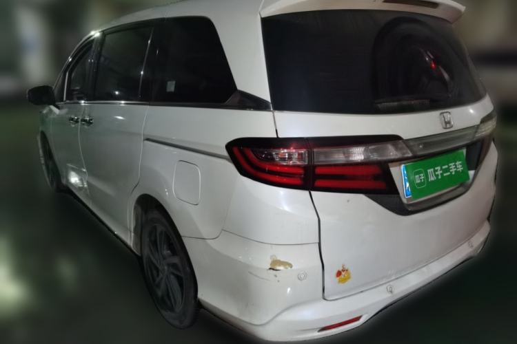 Used Honda Odyssey 2017 2.4L Luxury Edition Rear Left 45 Deg
