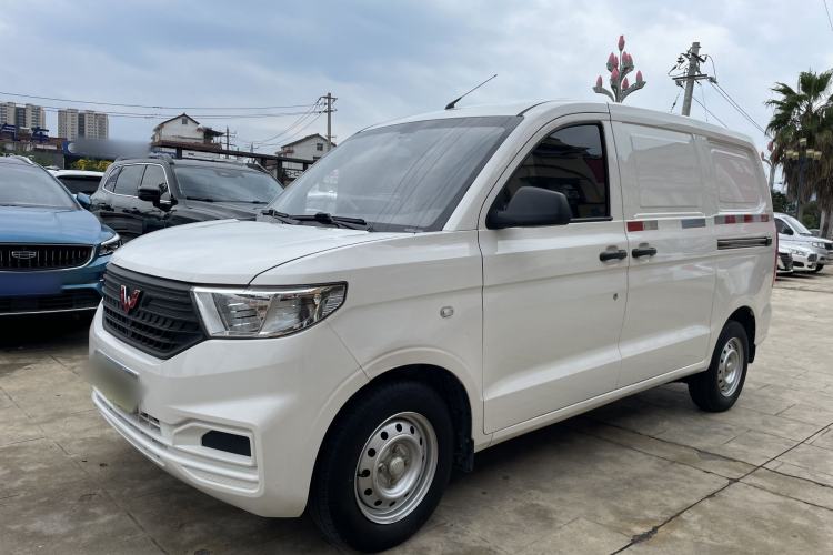 Used Wuling Hongguang V 2021 1.5L Jingqu Edition Enclosed-Window Vehicle LAR