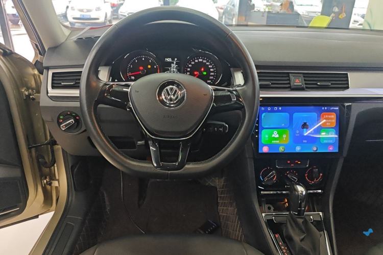 Used Volkswagen Bora 2017 1.6L Automatic Comfort Model Steering Wheel