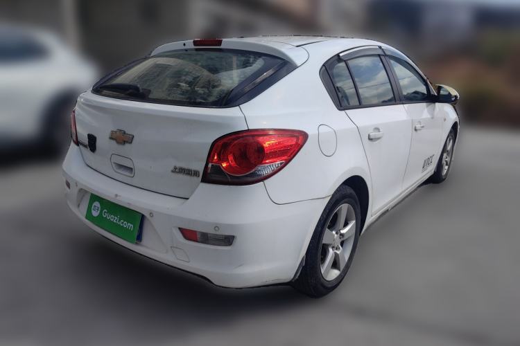 Used Chevrolet Cruze 2013 Hatchback 1.6L Automatic Luxury Model
