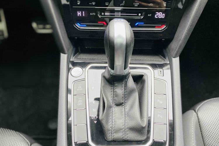 Used Volkswagen FAW-Volkswagen CC 2023 Hunting Vehicle 380TSI Hunter's Heart Edition Interior 8