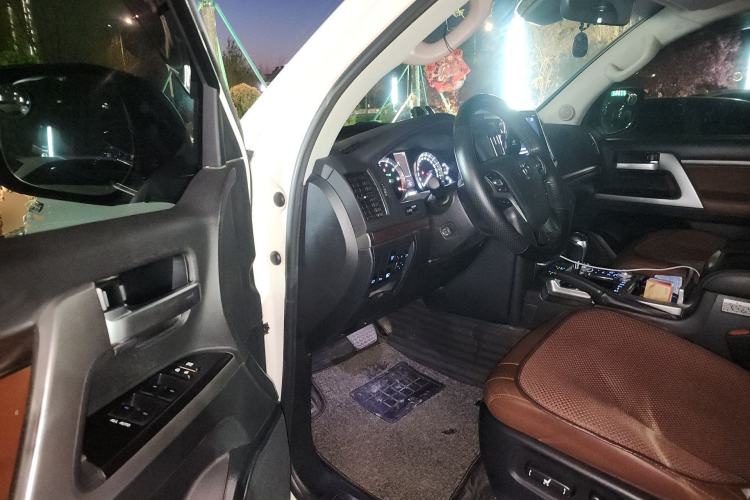 Used Toyota Land Cruiser  Driver Seat