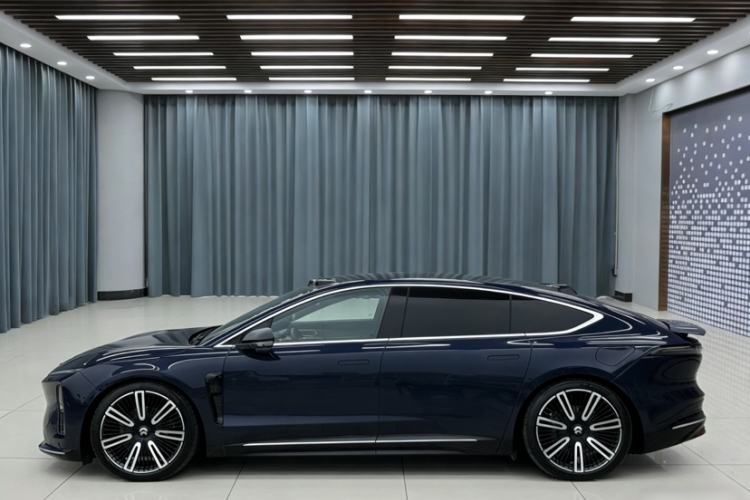 Used Nio ET9 2025 100kWh Signature Edition
