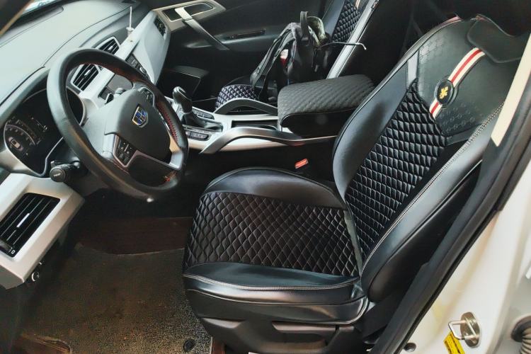 Used Geely Auto Emgrand X7 Sport 2016 1.8TD Automatic Smart Connectivity Version Left Front Seat