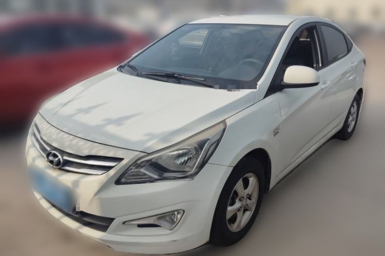Used Hyundai Verna (older generation) 2014 1.4L Manual Smart GLS Trim