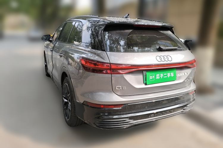 Used Audi Q5 e-tron 2022 40 e-tron Starlight Edition Mech Kit
