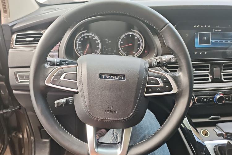 Used TRAUM S70 2018 1.5T Automatic Standard Model 7 Seats