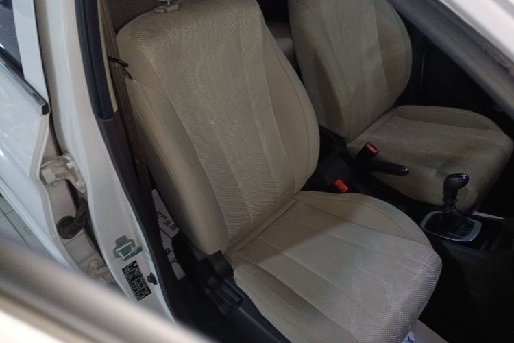 Used Baojun 310W 2017 1.5L Manual Comfort Version China V