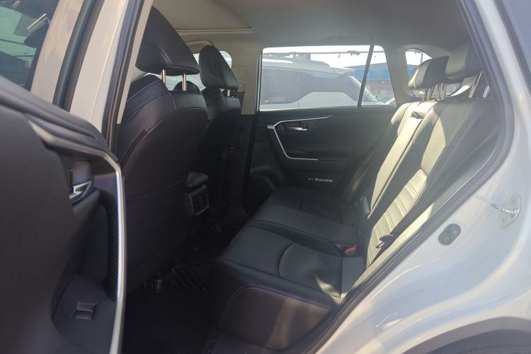 Used Toyota Wildlander 2022 2.0L CVT Two-Wheel Drive Luxury PLUS Edition
