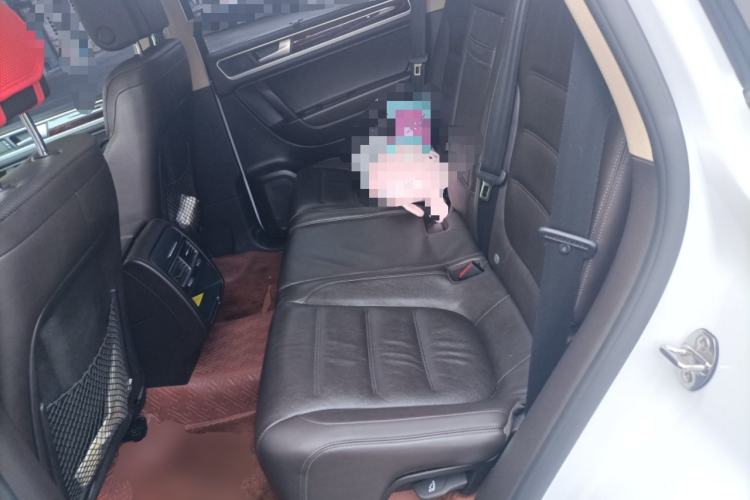 Used Volkswagen Touareg 2011 3.0 TSI Comfort Version
