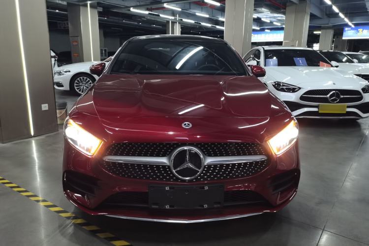 Used Mercedes-Benz A-Class 2022 Revised Version A 200 L Sport Sedan Fashionable Style
