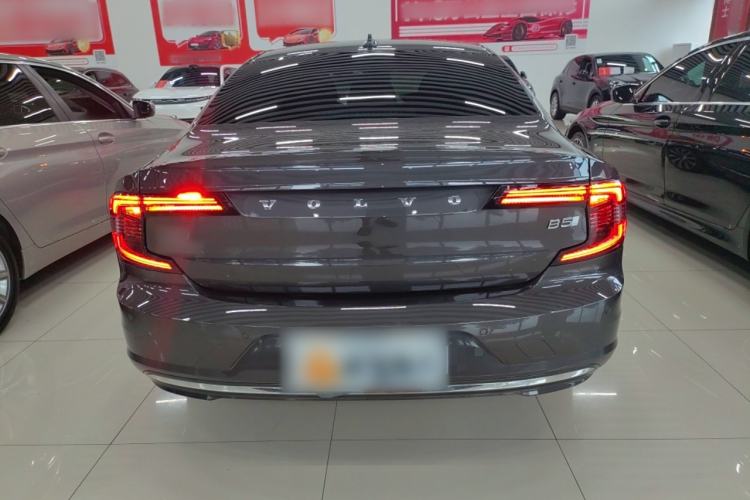 Used Volvo S90 2023 B5 Luxury Smart Edition