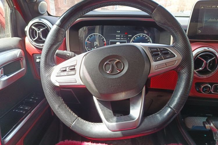 Used BAIC Off-Road BJ40 2019 2.3T Automatic Four-Wheel Drive Shengshi Huazhang Edition China VI Emission Standard Steering Wheel