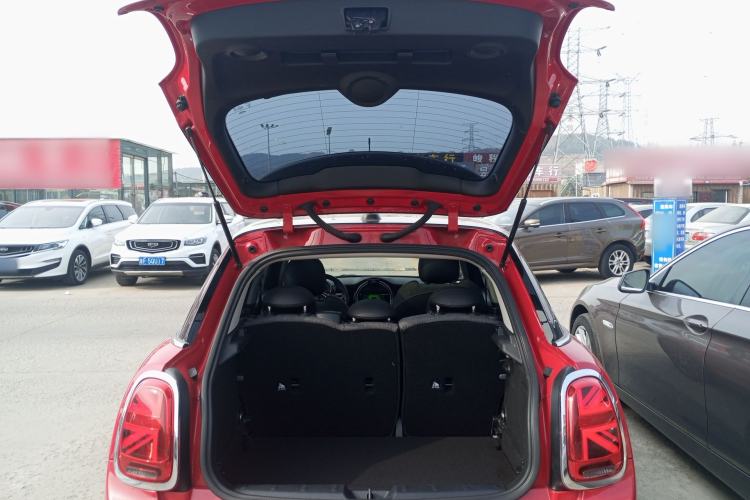 Used MINI 2019 1.5T COOPER Classic Edition Five-Door Version

