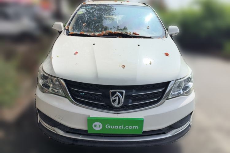 Used Baojun 730 2016 Revised 1.5L Manual Standard Version 7 Seats China V Emission Standard Front