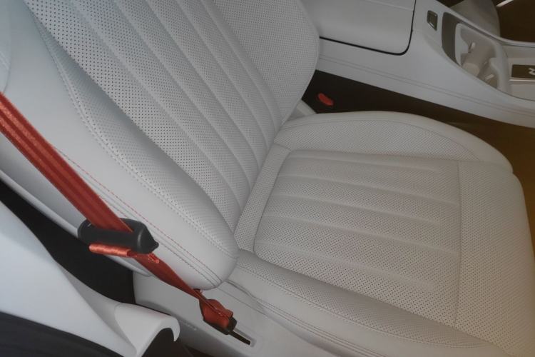 Used ONVO L60 2025 Model—60 kWh Rear-Wheel-Drive Version
