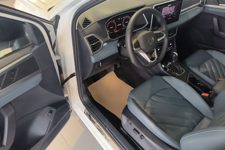 Used Volkswagen Tharu 2024 300TSI Two-Wheel-Drive Moon Luxury Edition Driver Seat