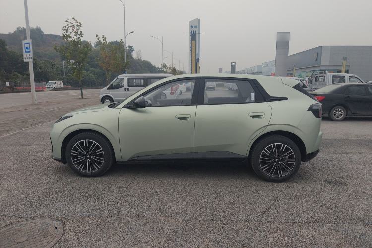 Used ARCFOX T1 2025 Model 425 PLUS
