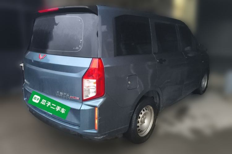 Used Wuling Hongguang PLUS 2019 1.5T Manual Standard Edition 5 Seats
