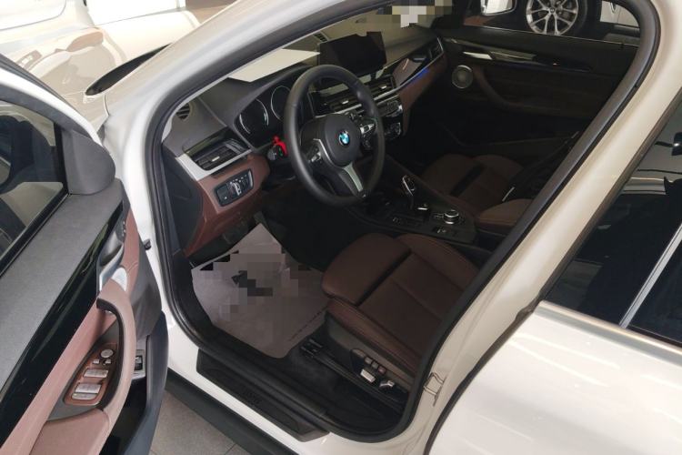 Used BMW X1 2022 sDrive25Li Leading Model Driver Seat