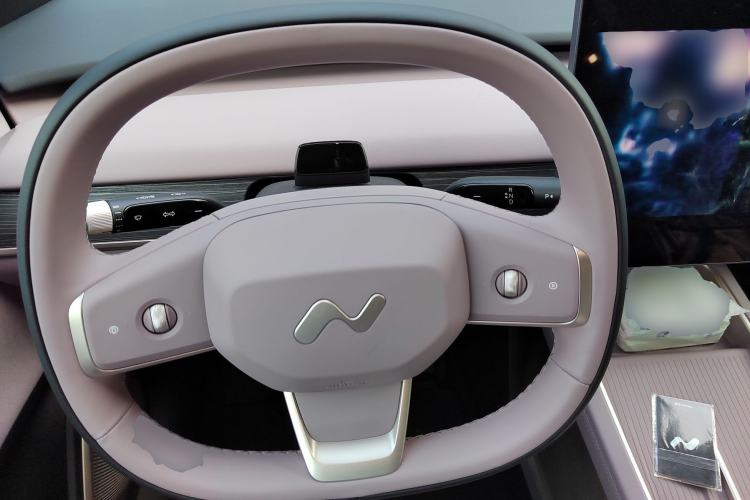 Used ONVO L60 2024 60 kWh All-Wheel Drive