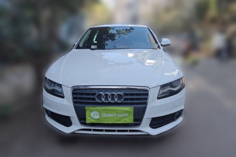 Used Audi A4L 2012 2.0 TFSI automatic Comfort trim level