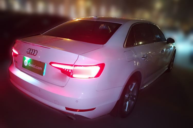 Used Audi A4L 2018 30th Anniversary Edition 40 TFSI Trendy Model
