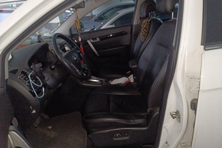 Used Chevrolet Captiva 2013 2.4L Two-Wheel Drive City Edition 7-Seater Left Front Seat