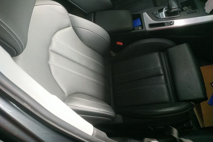 Used Audi A4L 2023 40 TFSI Fashion Dynamic Model
