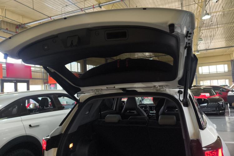 Used CHANGAN CS75 PLUS 2024 3rd Generation Champion Edition 1.5T Intelligent Drive Dynamic Model
