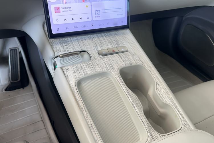 Used Nio ET7 2022 100kWh First Edition Gear Lever