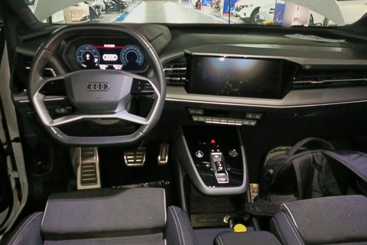 Used Audi Q5 e-tron 2022 40 e-tron Starlight Edition Mech Kit
