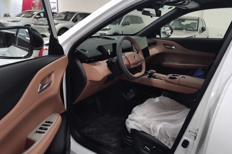 Used Changan UNI-Z New Energy 2025 Model, Smart New Blue Whale 125km Battleship+ Version