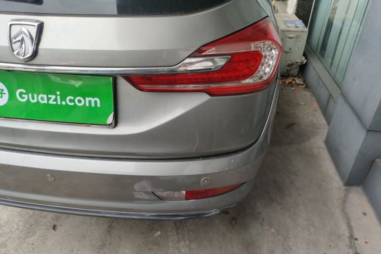 Used Baojun 310W 2017 1.5L Manual Luxury Edition China V