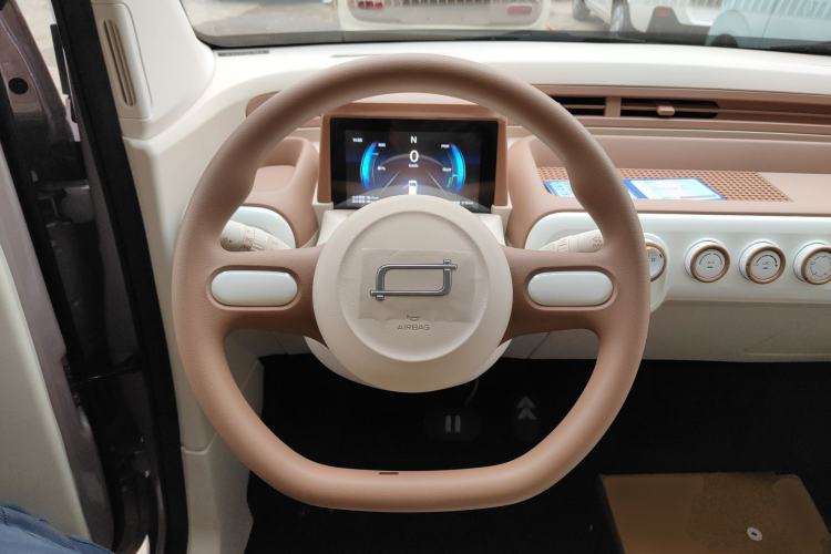 Used Bestune Pony 2026 222km Colorful Horse Steering Wheel