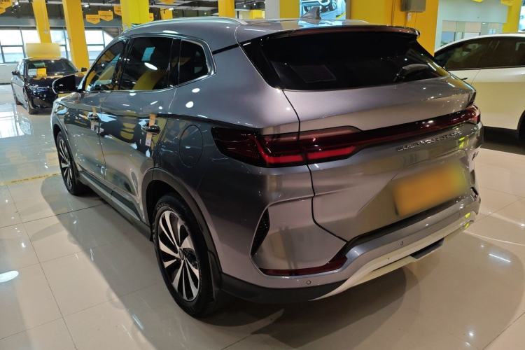 Used BYD Song PLUS New Energy 2023 Champion Edition DM-i 110KM Flagship Model Exterior 2