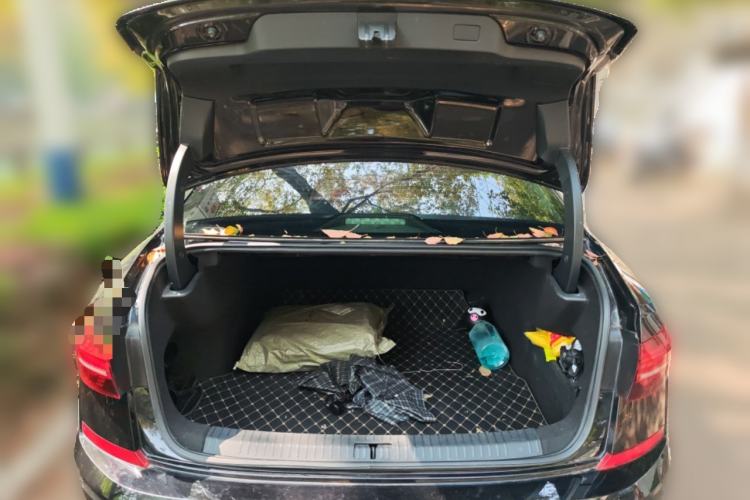 Used Volkswagen Passat 2019 330TSI Luxury Edition China VI Standard
